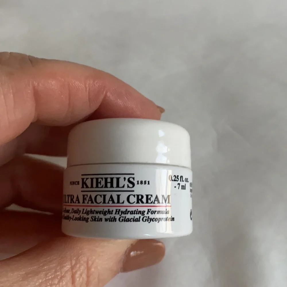 KIEHLS Ultra Facial Cream 0.25oz Mini Travel Purse Size NIP